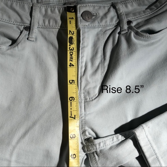 Calvin Klein Women’s Ankle Skinny Jeans - Picture 6 of 6